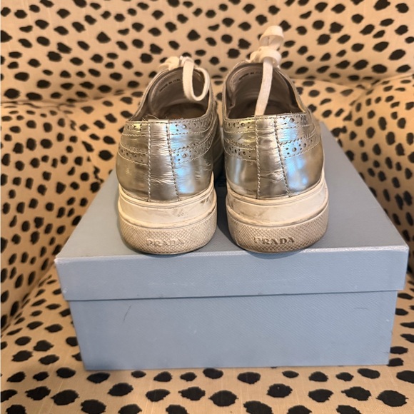 Prada Silver Oxford Women's Brogue Shoe - Picture 3 of 6